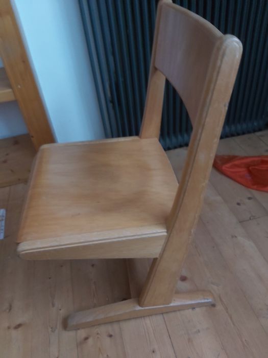 Krzesło dziecięce drewniane 4 stuki