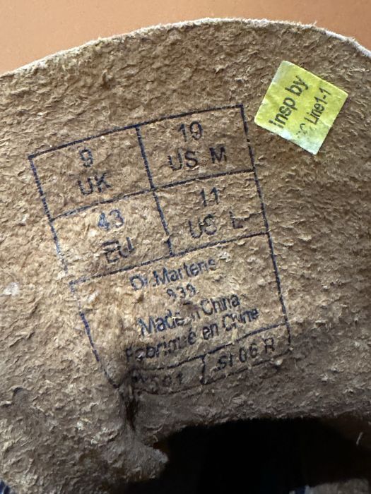 Dr. Martens Zamszowe Martensy  buty Rozmiar 43