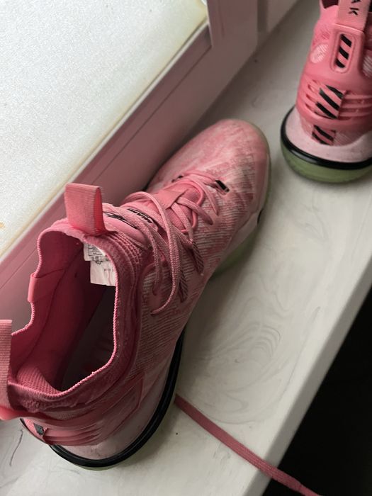 Buty do koszykowki uzywane stan dobry rozmoiar 45