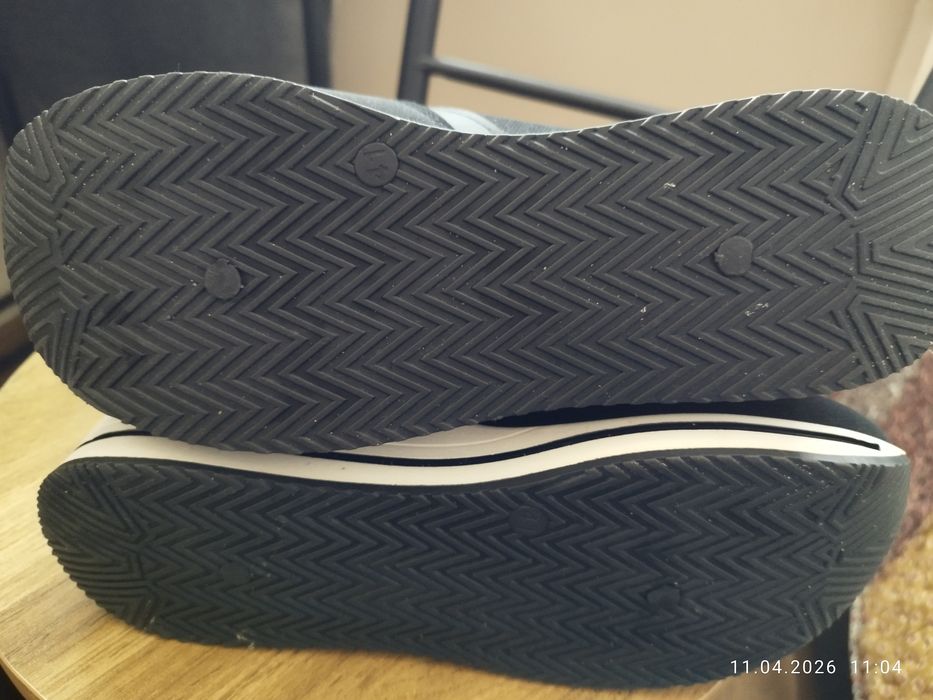 Solidne i ciepłe buty "fashion", rozm41-42