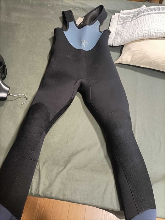 Fato de mergulho 6.0mm em muito bom estado