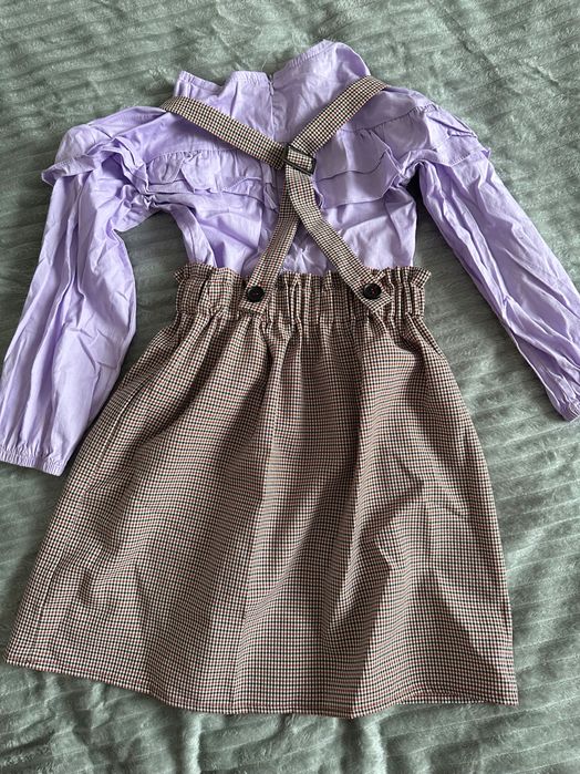 Шкільна форма для дівчинки