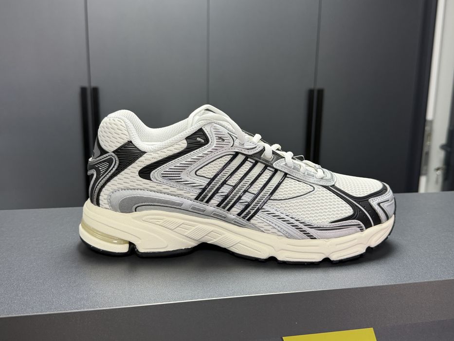 Оригінал  Adidas Response CL Originals IG6226/27см//30см/