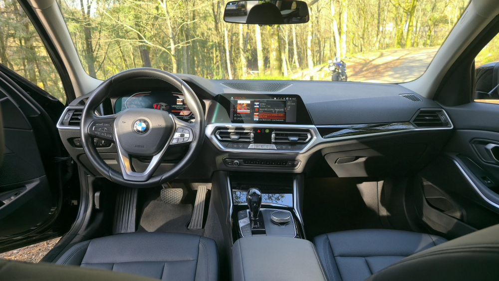 Bmw G21. 316d mid hybrid  2021