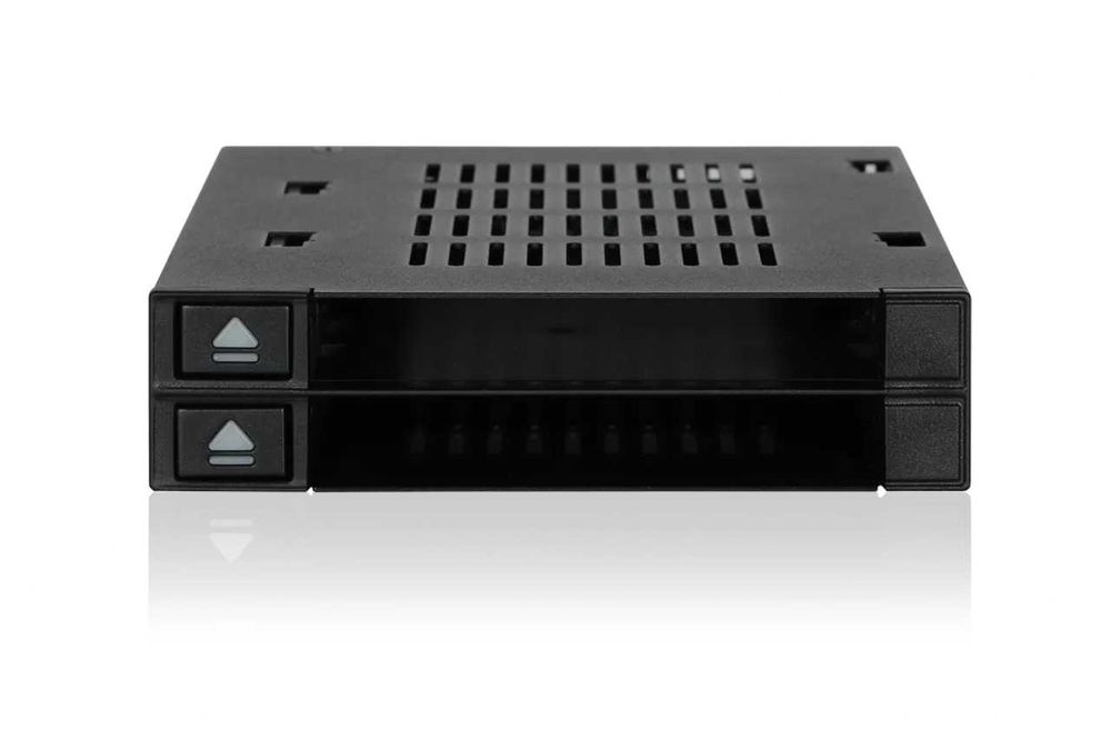 [Usado] Computador Mini-ITX com caixa Thermaltake Element Q + CPU Pentium J5040 + 16GB RAM