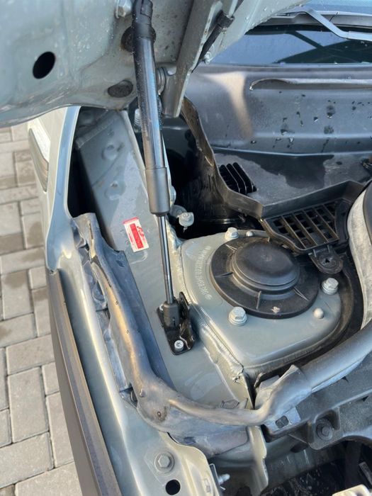 ТЕРМІНОВО продам авто