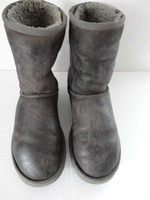 Buty UGG CLASSIC SHORT roz 39 Ocieplane Śniegowce