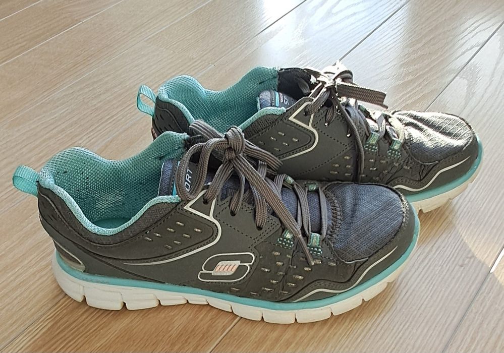 Tênis Skechers Memory Form Muito Estimados