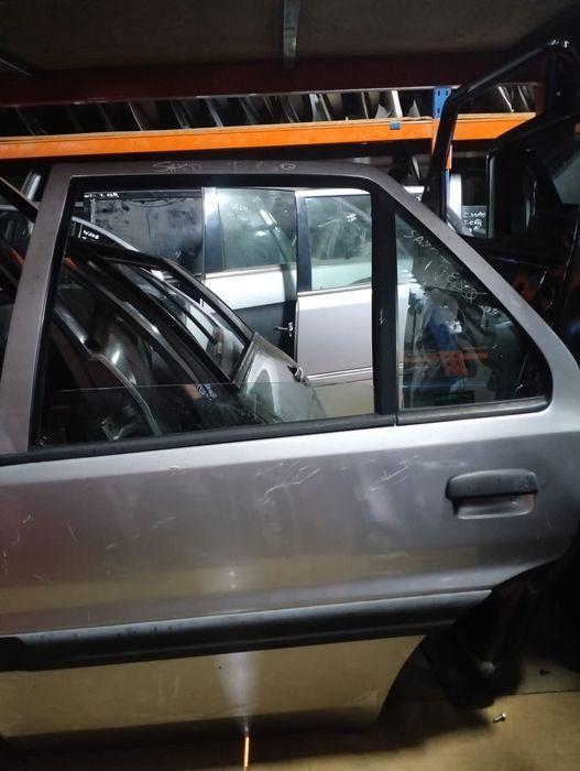 Porta traseira esquerda Citroen Saxo
