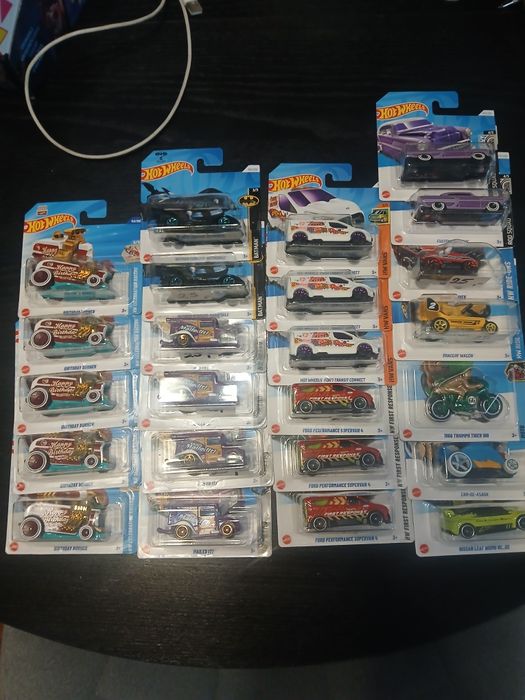 Hot Wheels TH Treasure hunt MIX 20 zł