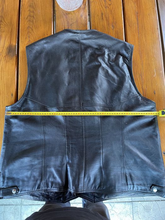 Жилет кожний