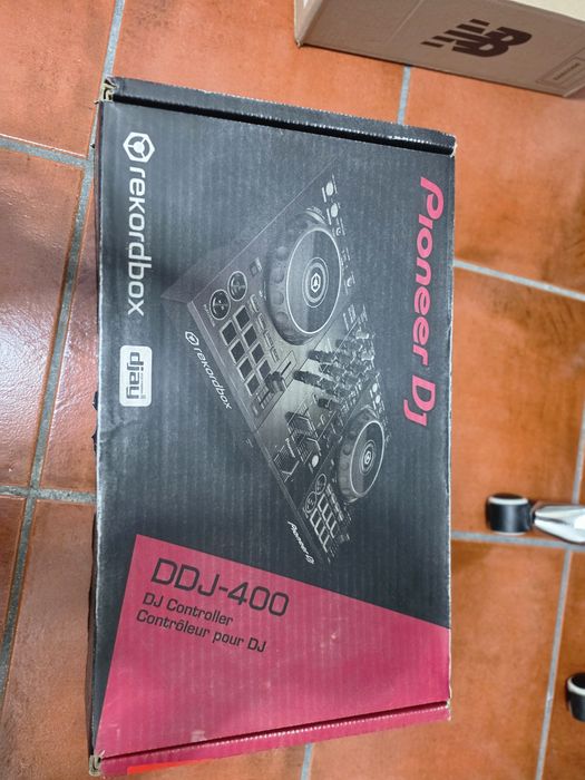 Mesa pioneer DDJ 400