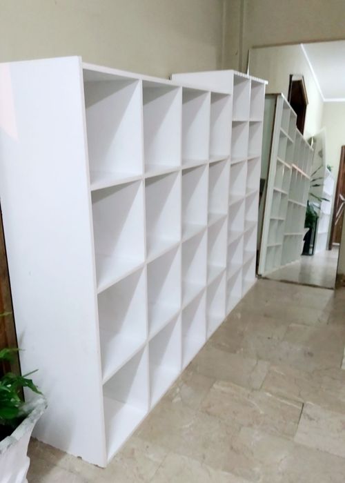 Campanha Stocks Outlet - Mobiliário, Estantes, vitrines, balcões