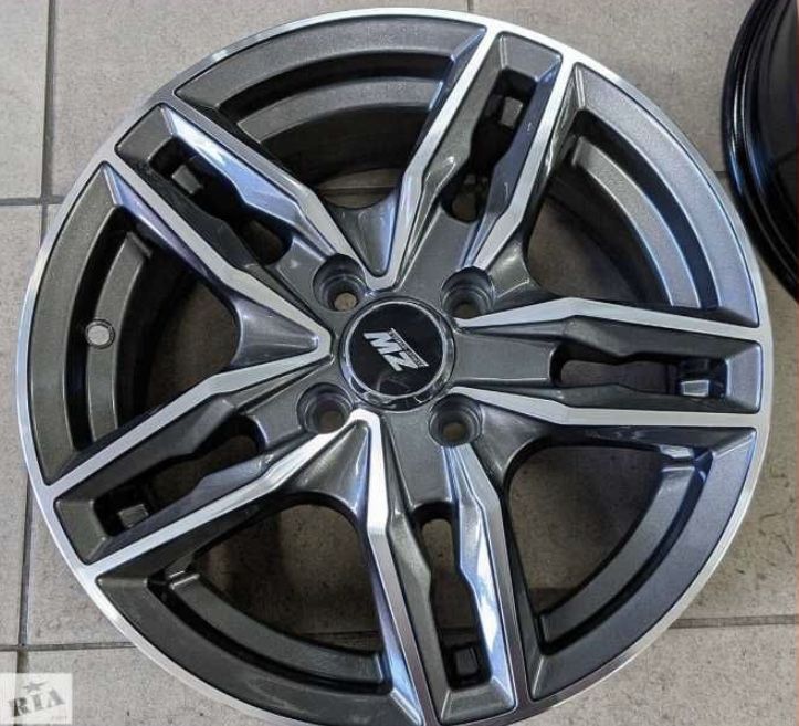 Продам колеса R14 4/98. Нові диски та зимова резина на ВАЗ