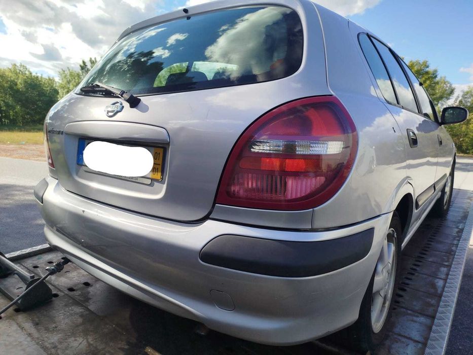 Para peças Nissan Almera 1.5I ano 2001