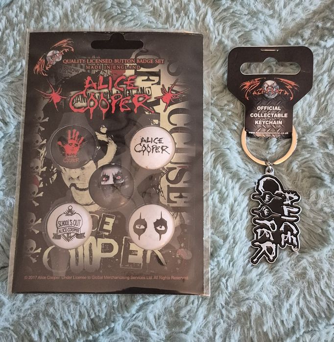 Pack Conjunto de Crachás e Porta-chaves  1/2