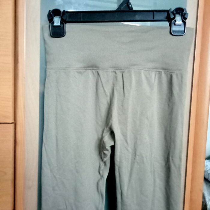 Legginsy beżowe M