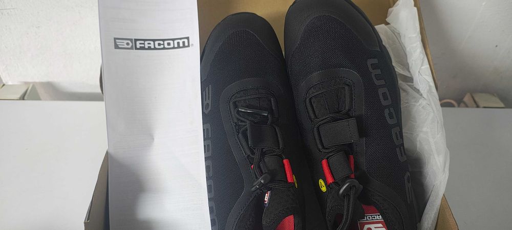 Buty marki facom