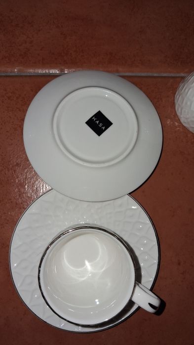 Conjunto de 12  chavenas de café e pires