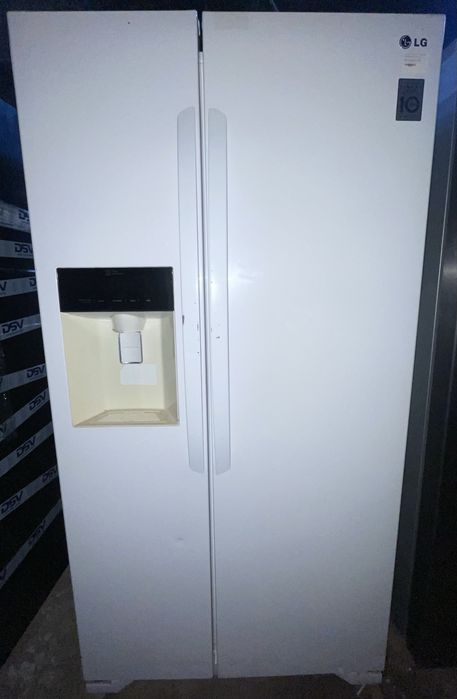 Холодильник side by side