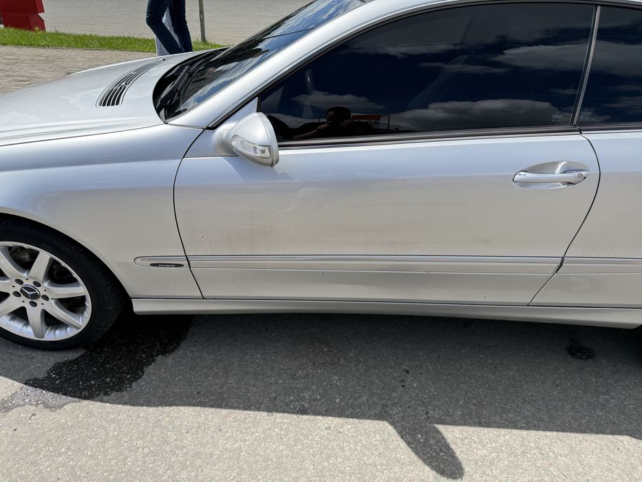 Mercedes-Benz CLK-Class 2003 VIN WDB2093161F092614 фото оголошення 4 з 14