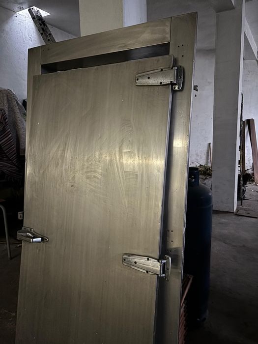 Porta e Aro Inox de Câmara Frigorífica