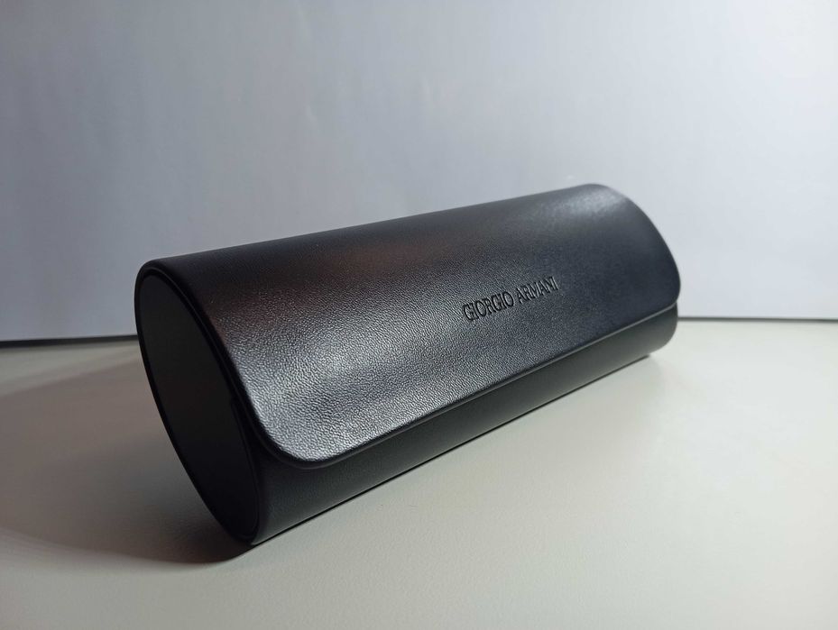 Estojo para óculos da marca ARMANI