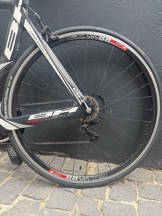 DT Swiss RR 585 / Roda Perfil / estrada / bicicleta estrada / Bike / Ciclismo