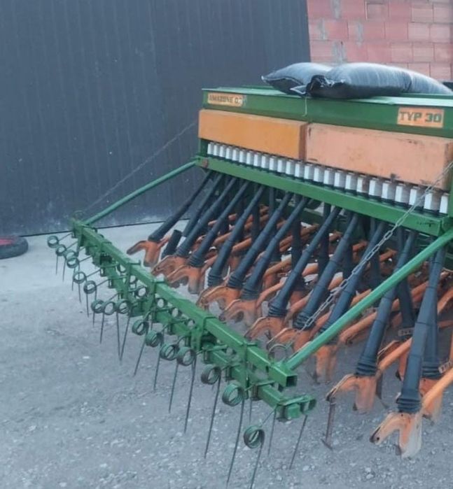 Siewnik amazone D5 d7  2.5-3m
