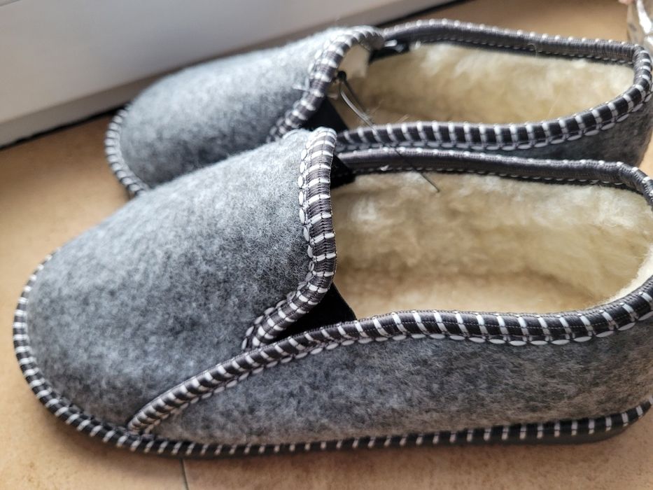 Bambosze damskie nowe  36