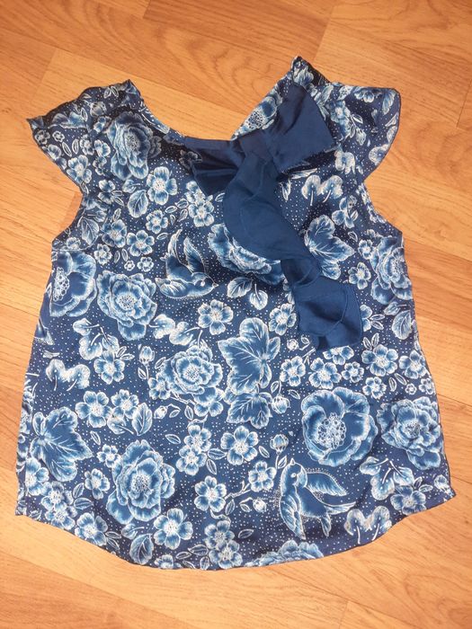 Elegancka bluzeczka dziewczęca
