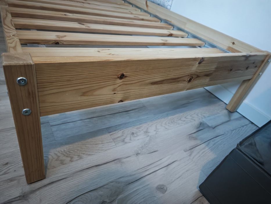 Łóżko tarva Ikea 90x200 lita sosna jednoosobowe