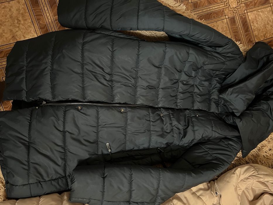 Продам 2 курточки за 550