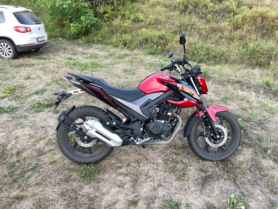.   Lifan  jr200