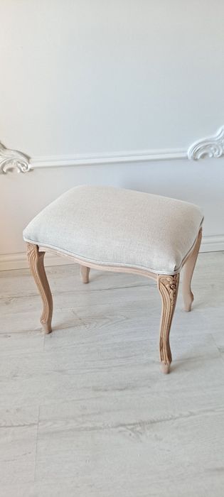 Stylowa pufa podnóżek stołek róża kwiaty scenki Shabby Chic  Ludwik