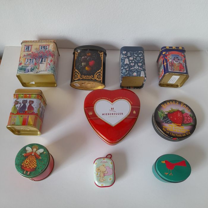 Coleção de latas miniatura