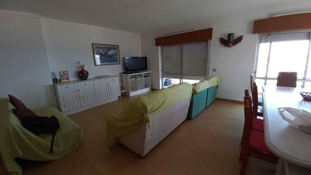 Fantástico T3 com vista mar junto á praia