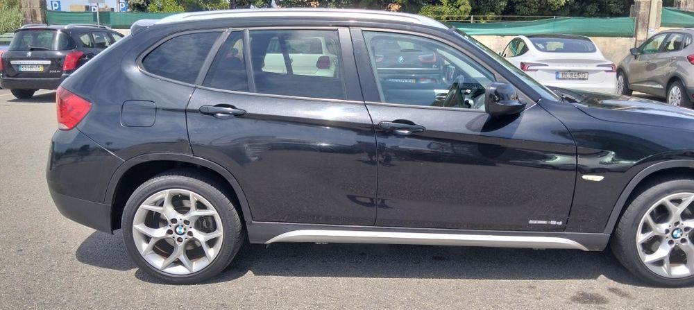 Vende-se BMW X1 1770 km