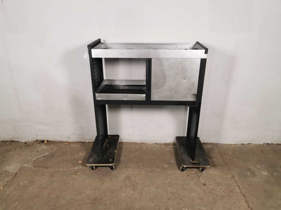 Zabudowa serwisowa warsztatowa regał samochodowy serwis BOTT SZUFLADY