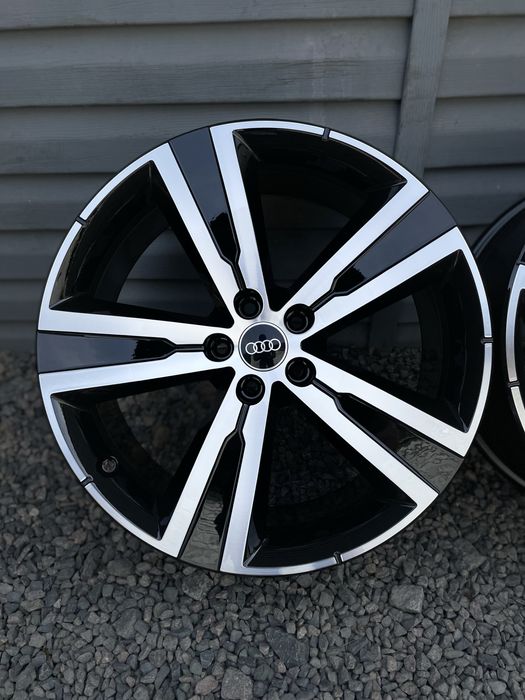 Комплект оригінальних титанових дисків Audi 5/112 R20 5*112 20 ET-28