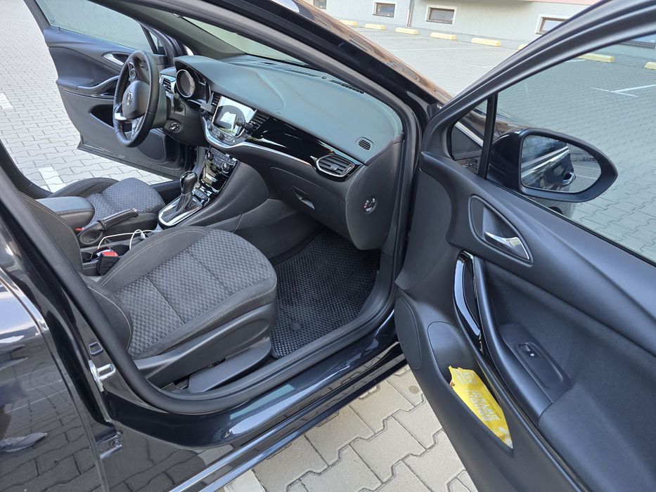 Продам Opel Astra K 2016