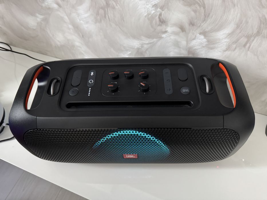 Акустическая система JBL PartyBox On The Go Black (JBLPARTYBOXGOBEU)