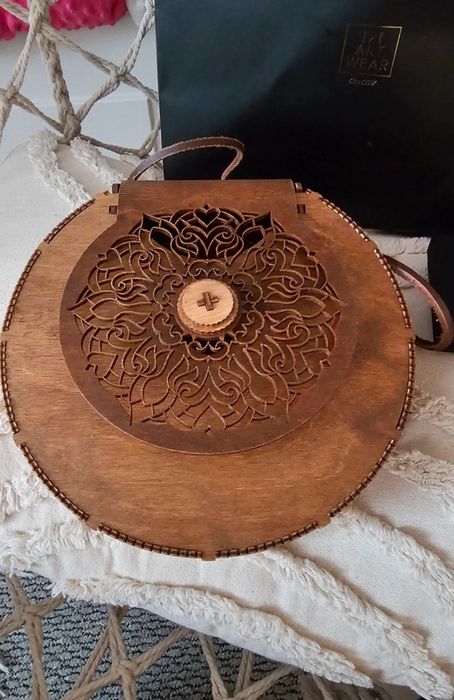 Drewniana torebka hand made Izi Art wear Cracow