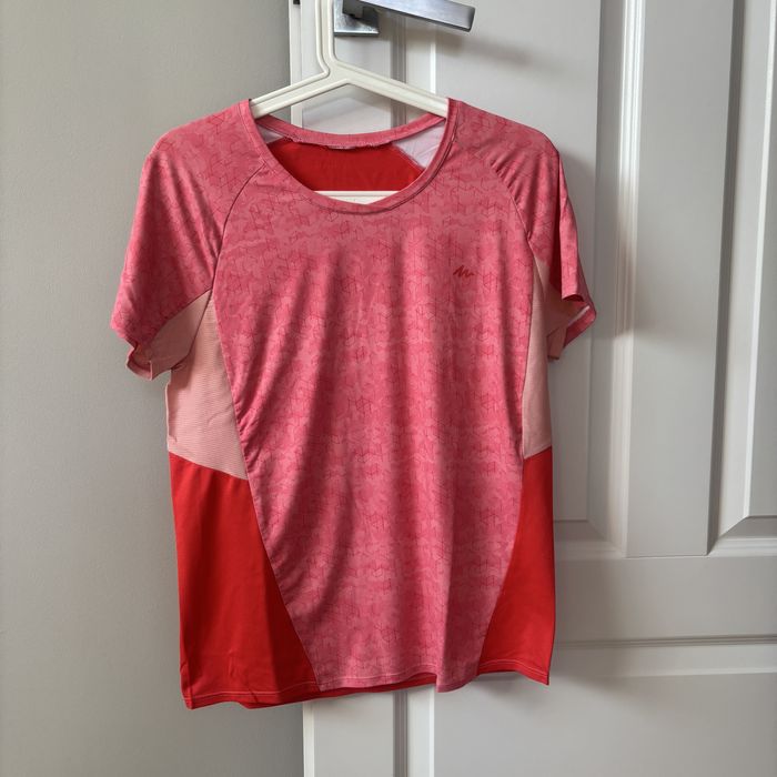 Sportowa, oddychająca bluzka