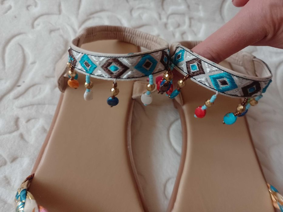 (41/42) Bogato zdobione sandałki w stylu Boho , NOWE