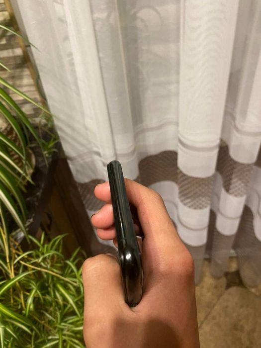 Продам ідеальний iPhone 11 Pro Max 64Gb