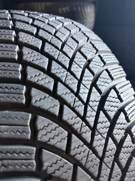 205/55R17 Bridgestone 2025p
