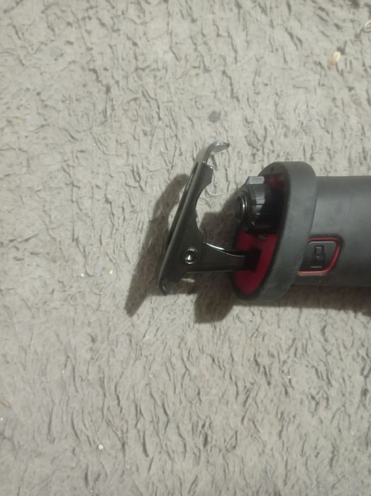 Piła szablasta aku bezszczotkowa einhell professional tp-ap 18/28 Li BL