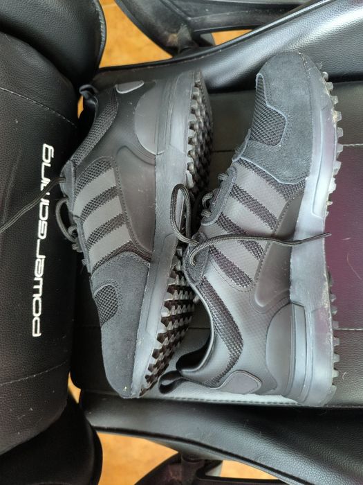 Tênis adidas ZX 700 Hd