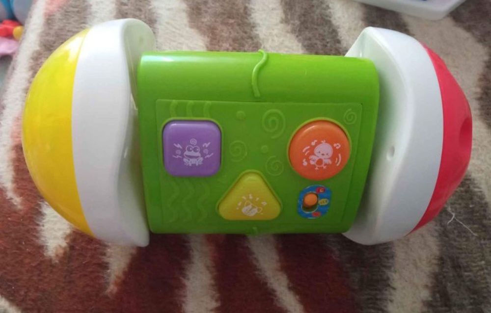 Smily Play - wałek do raczkowania